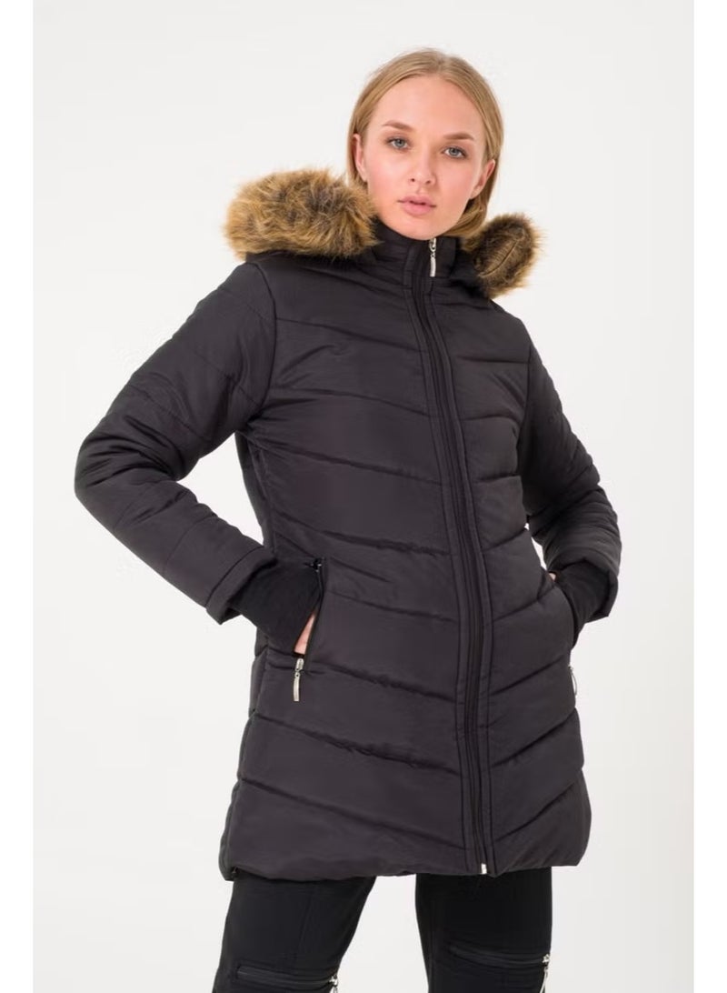 Barbora Winter Women's Puffer Coat with Gloves and Fur Hood V2BT121SIYAHH1 - Image 3